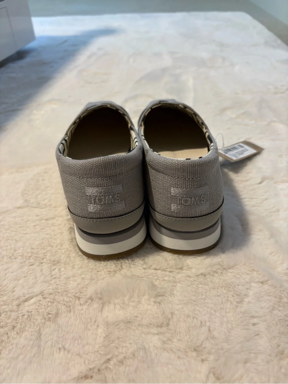 Tom’s Slip On Sneakers